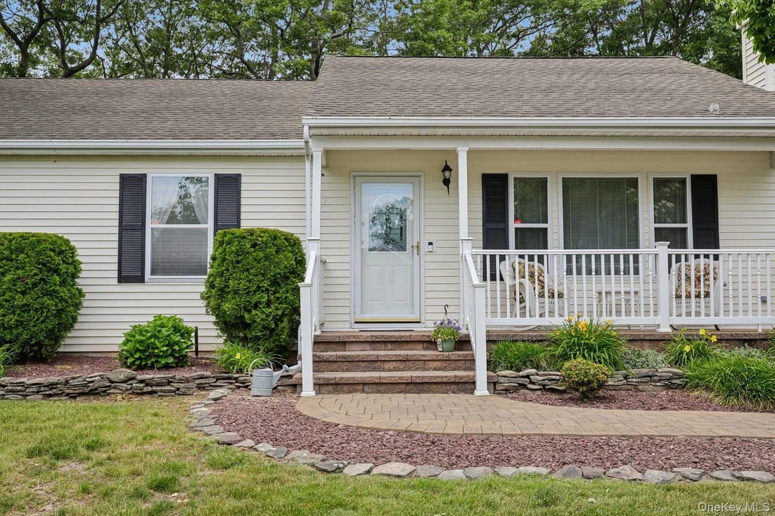 Photo of 42 Apex Drive