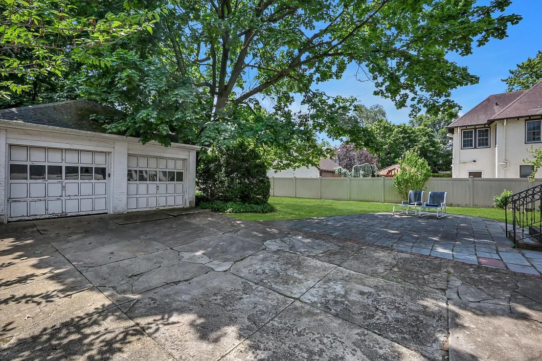 Photo of 115 Central Avenue