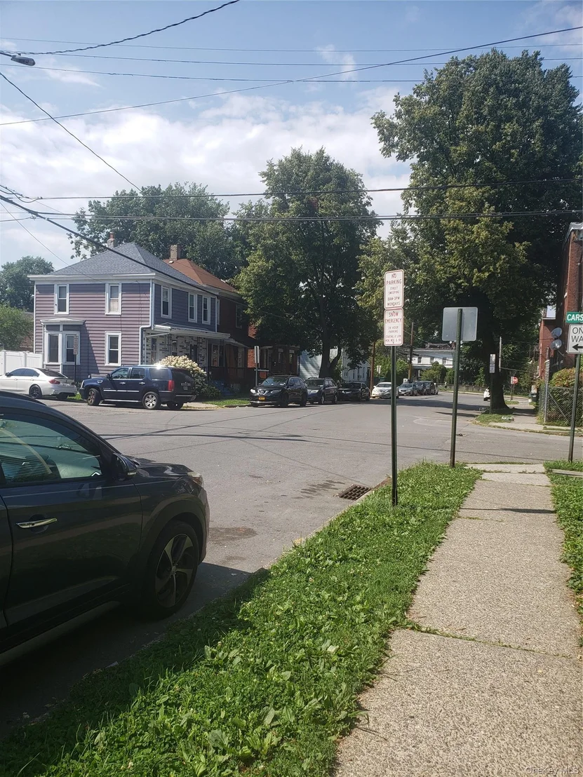 Photo of 105 Carson Avenue