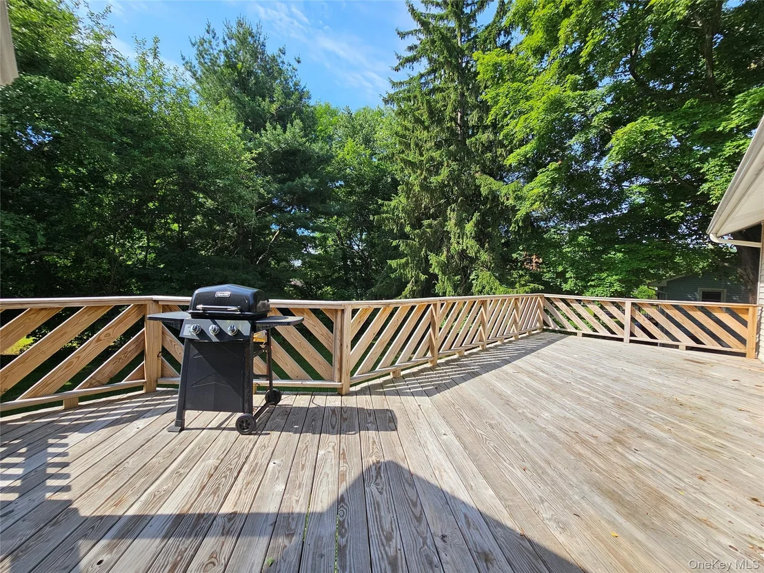Photo of 7 Scotchtown Drive