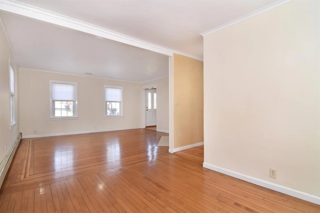 Photo of 24 Lochland Road