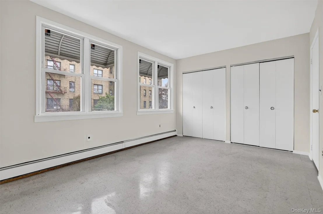 Photo of 1042 Fox Street