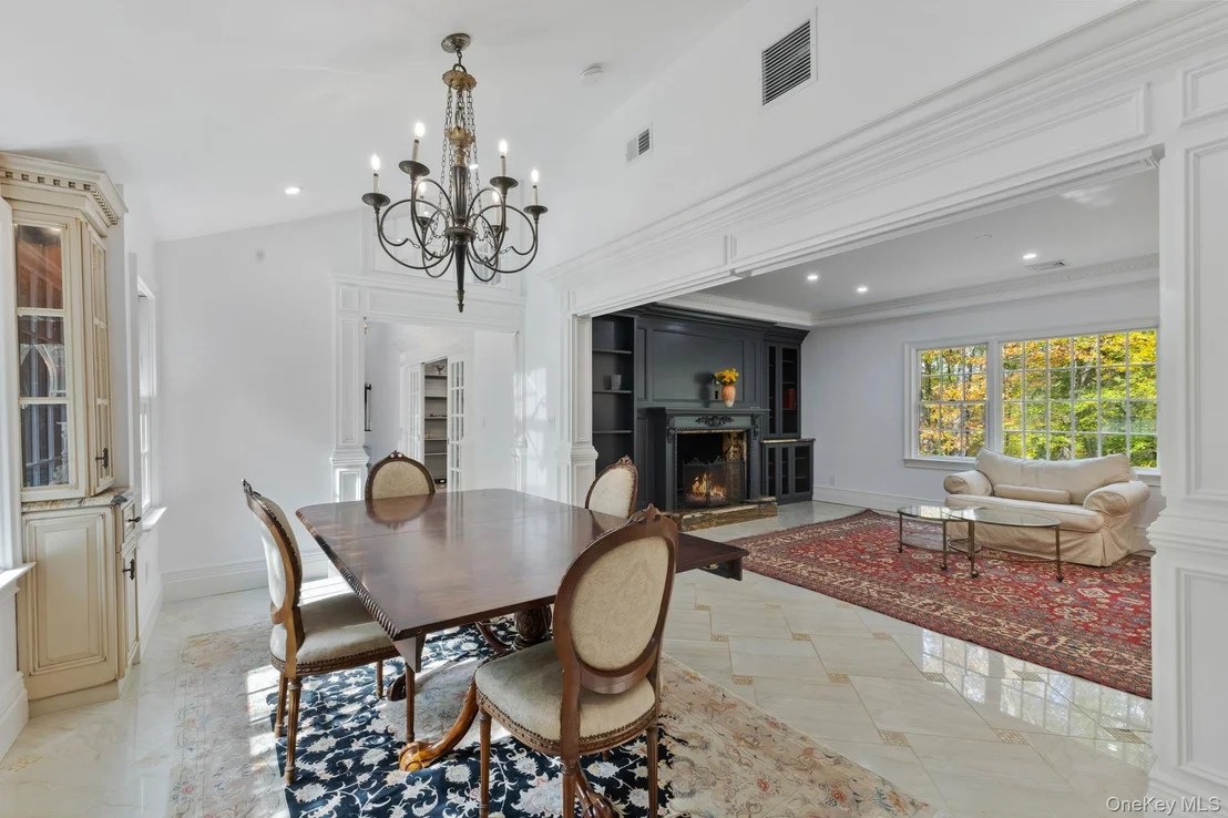 Photo of 675 Quaker Road