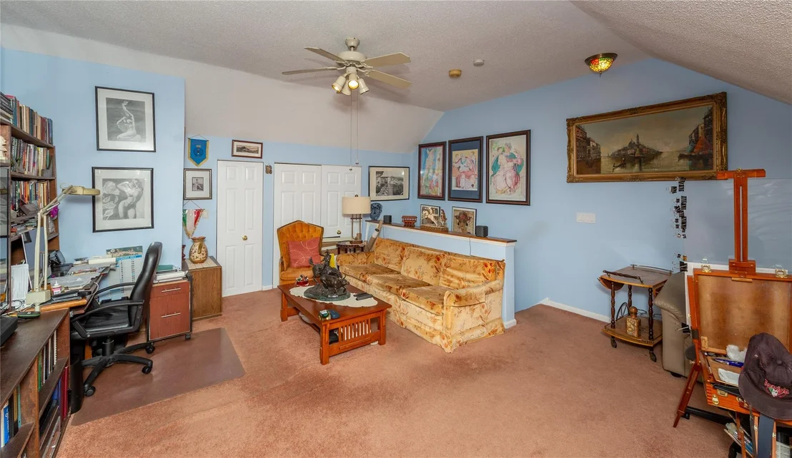 Photo of 1704 Windsor Lane