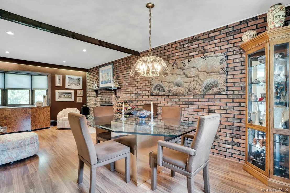 Photo of 27 Arcadia Drive