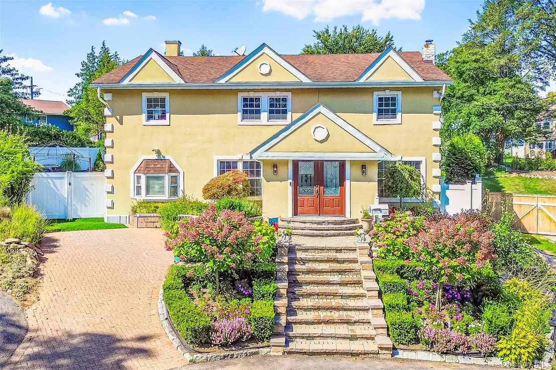 Photo of 397 Concord Road