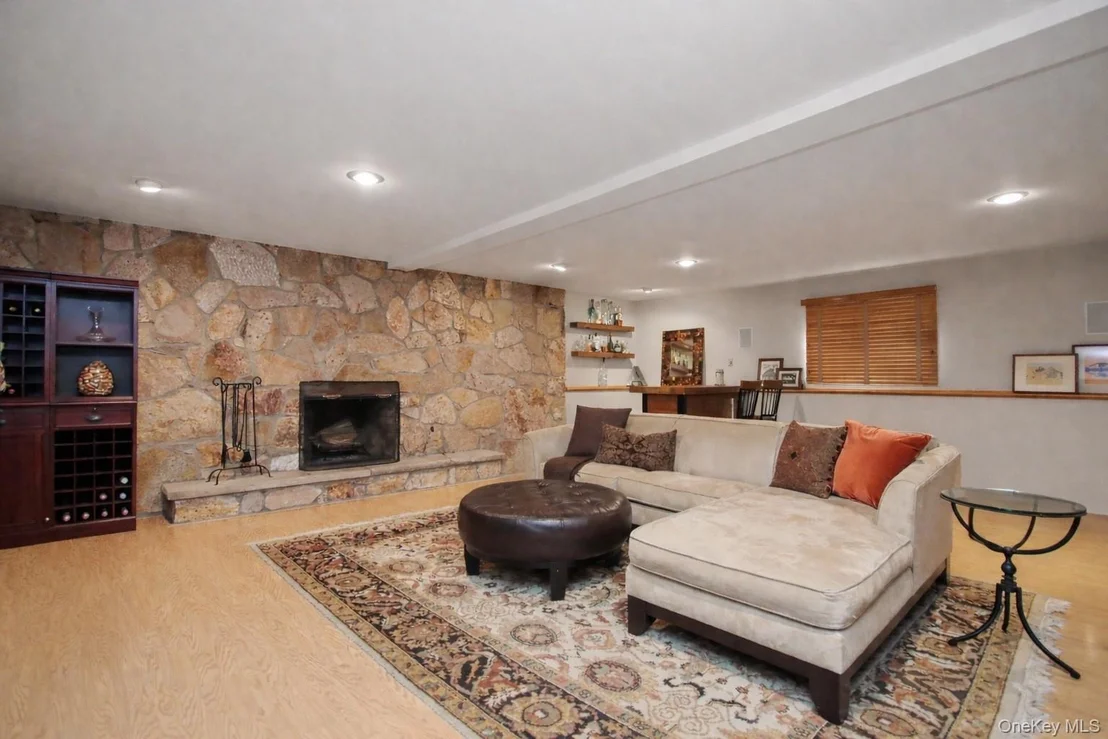 Photo of 102 Nicholson Road