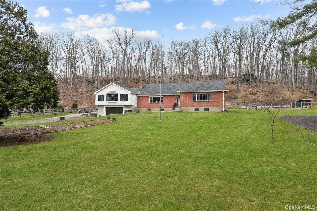 Photo of 6 Annarock Drive