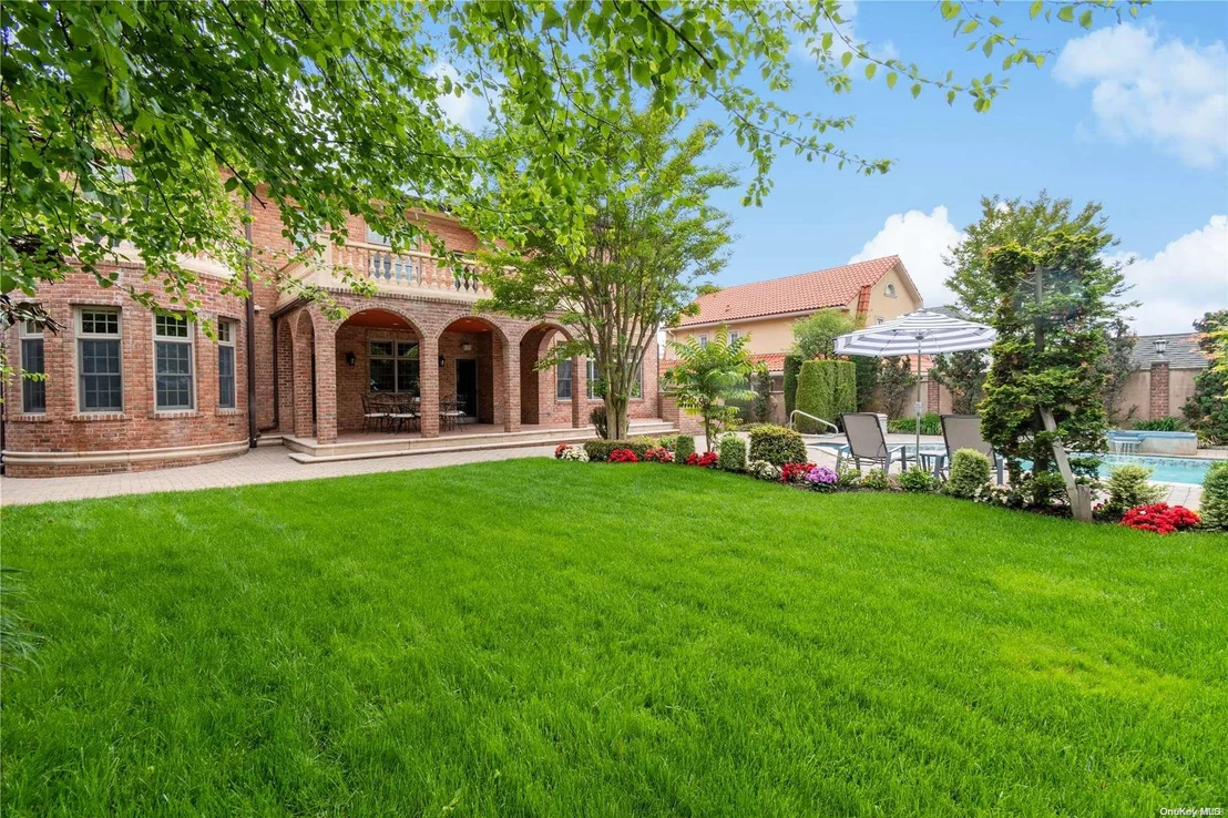 Photo of 5 Center Drive