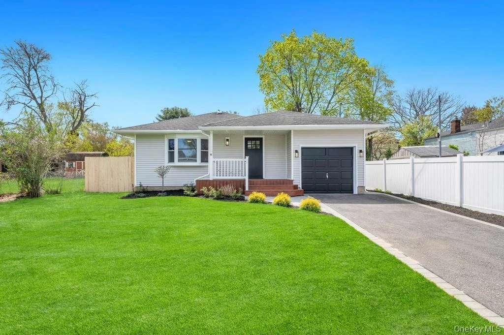 Photo of 130 Farner Avenue
