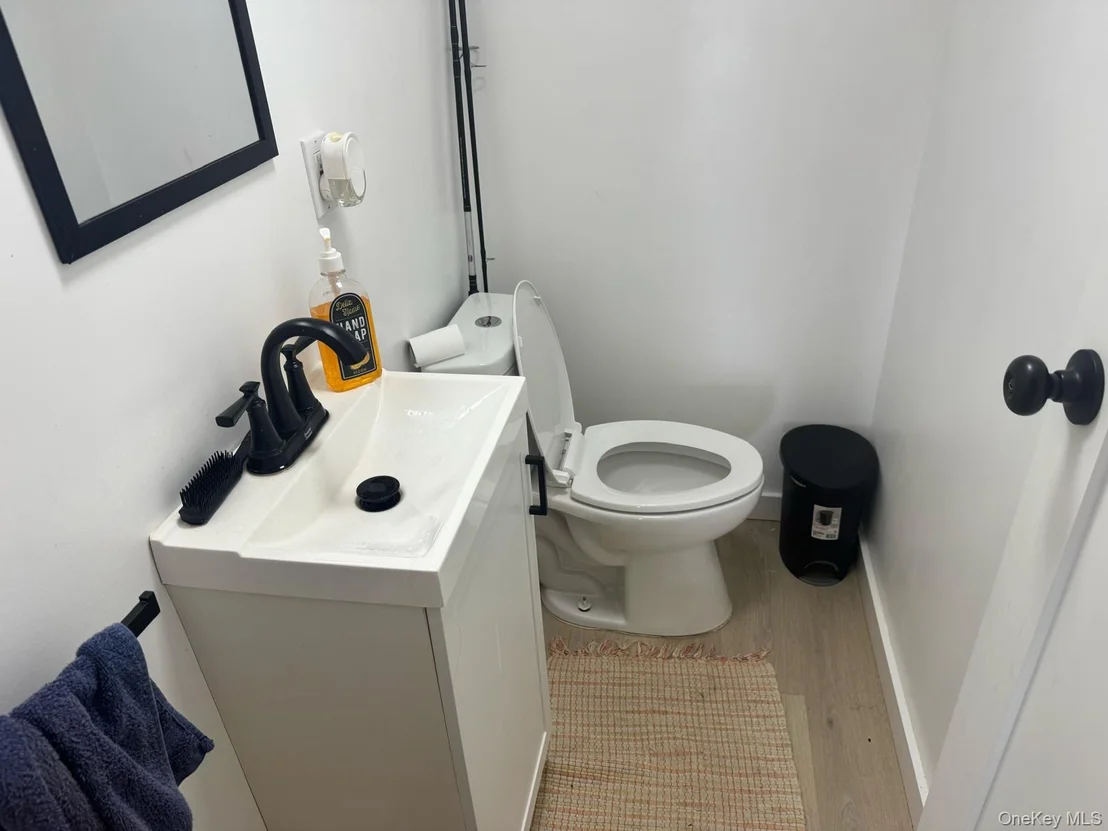 Photo of 172 N Ocean Avenue