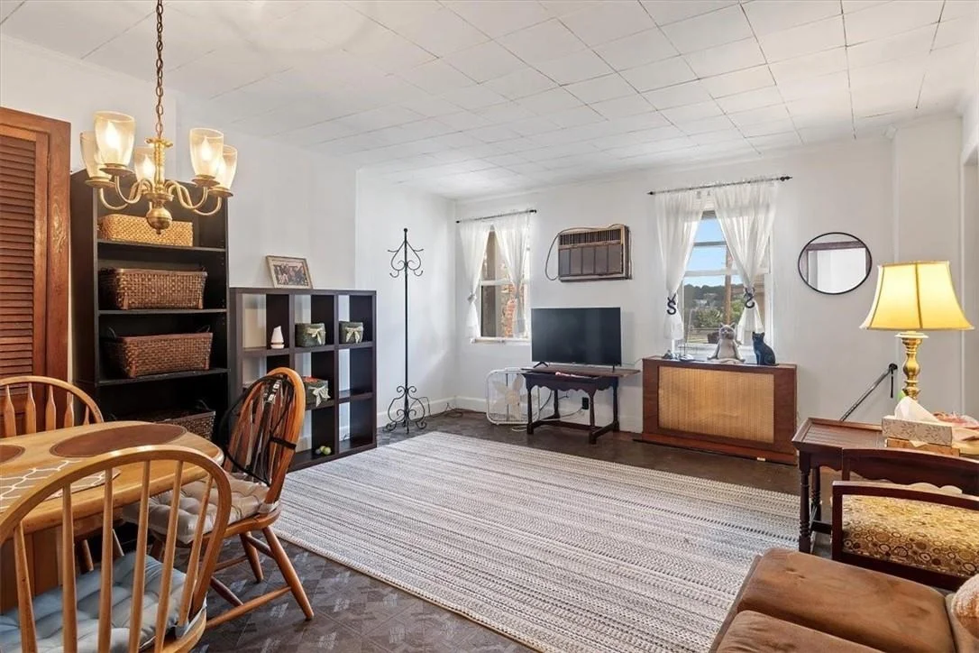 Photo of 235 Edwards Place