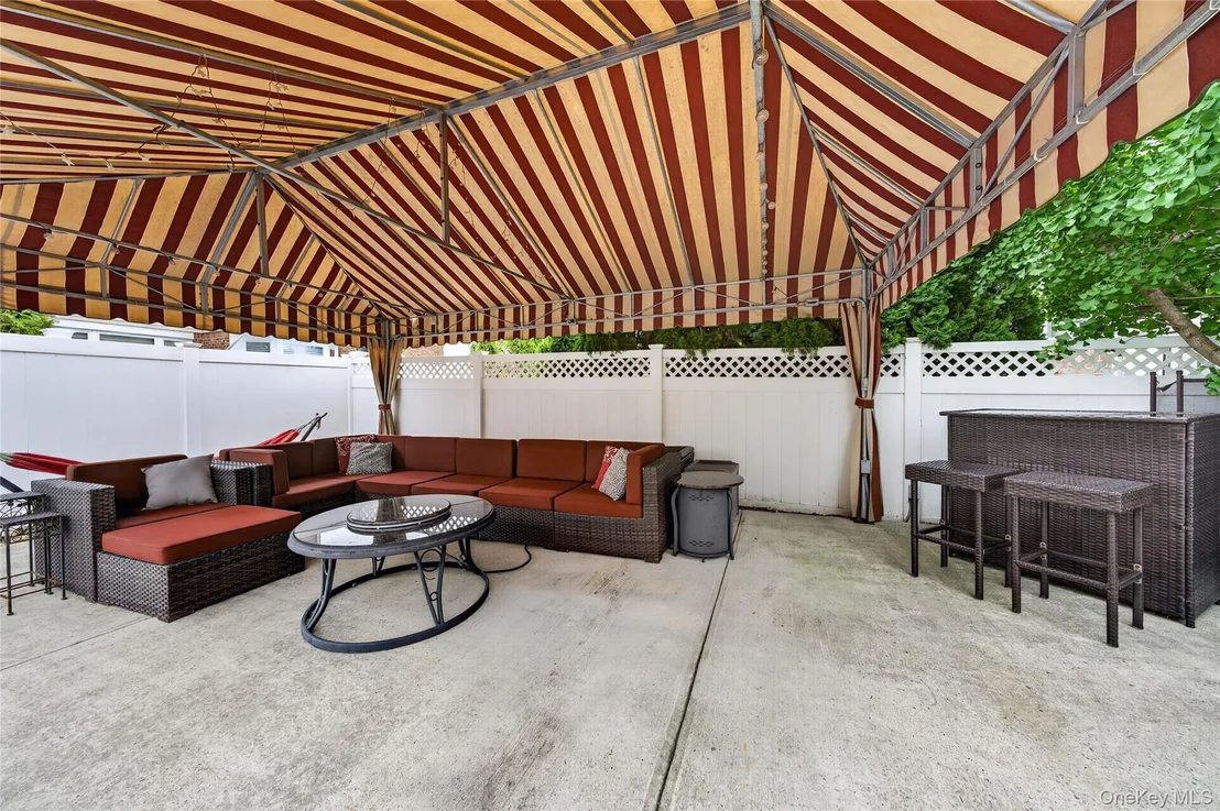 Photo of 395 Bunker Drive