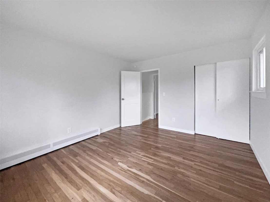 Photo of 23 Halliday