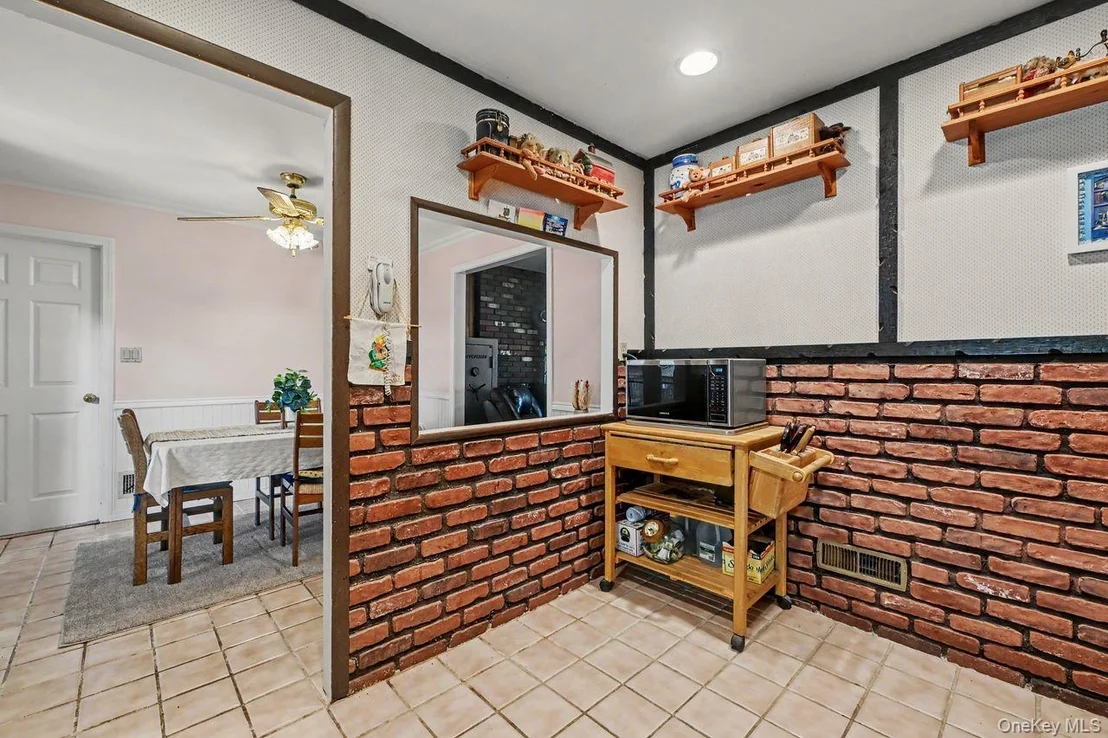 Photo of 21 Clematis Road