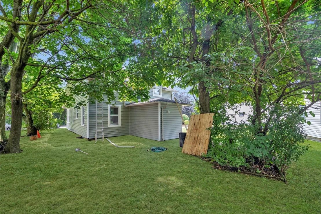 Photo of 45 Lakeview Avenue