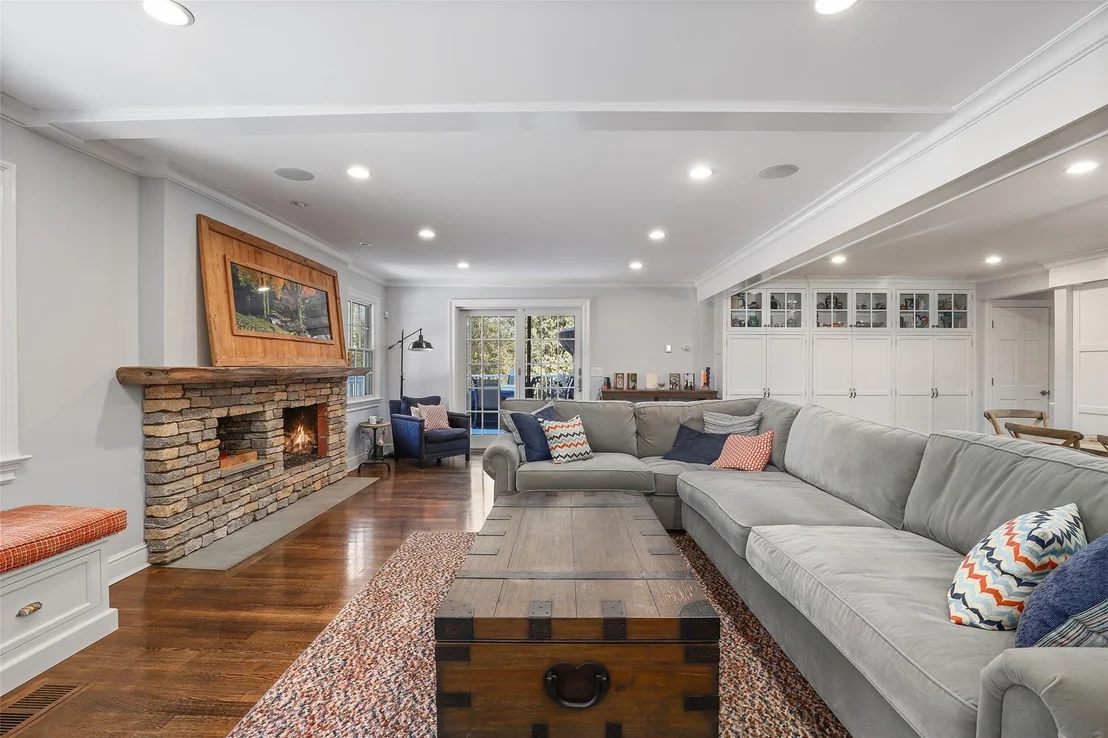 Photo of 5 Country Ridge Circle