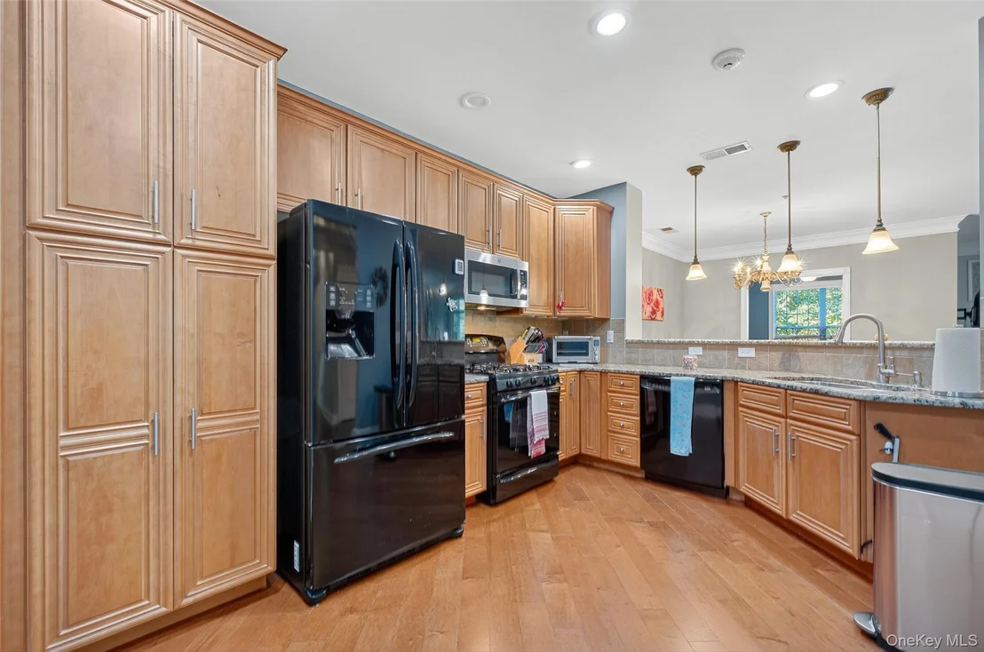 Photo of 423 Regency Drive