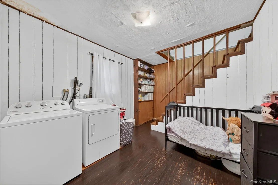 Photo of 5 Miller Place