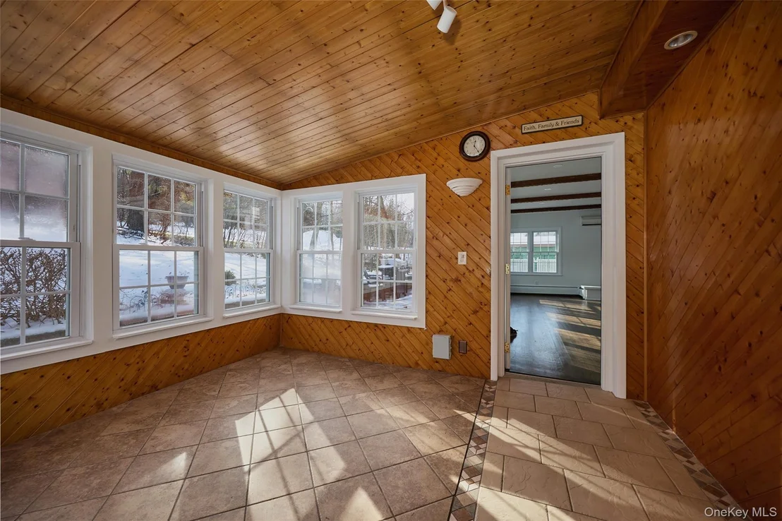 Photo of 354 Van Wagner Road