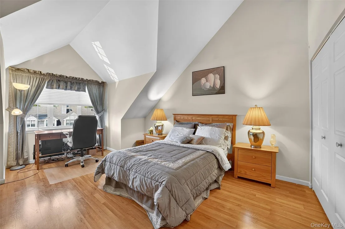 Photo of 35 Roundtop Road