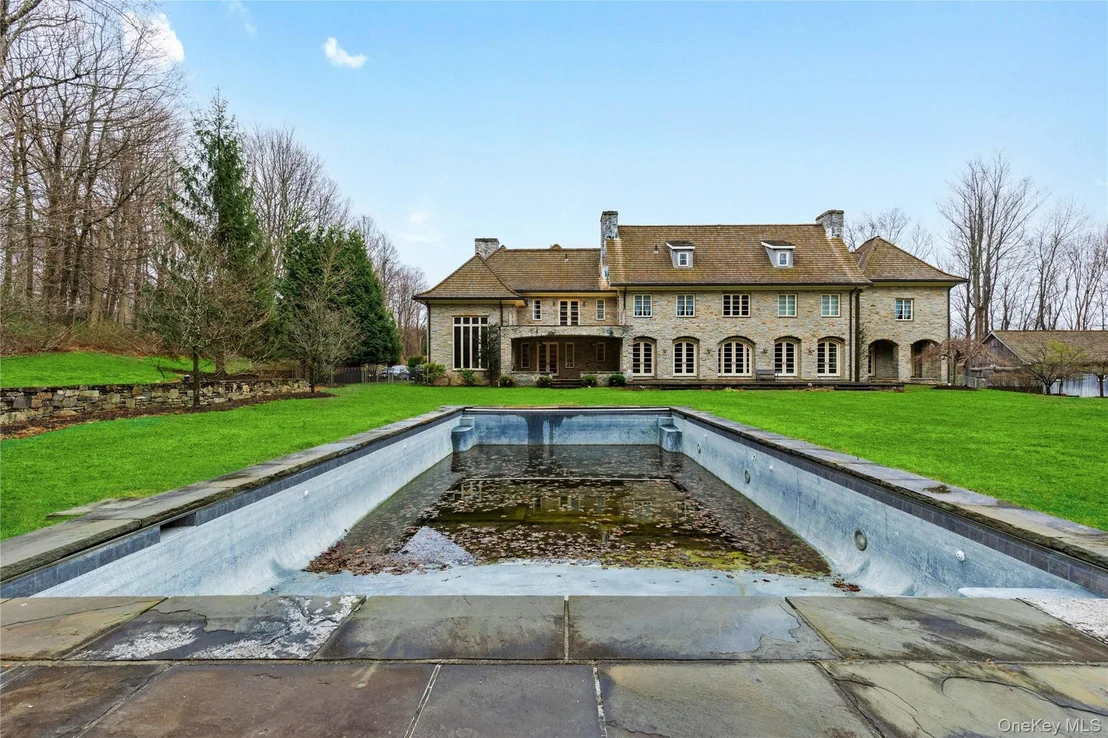 Photo of 72 Guard Hill Road