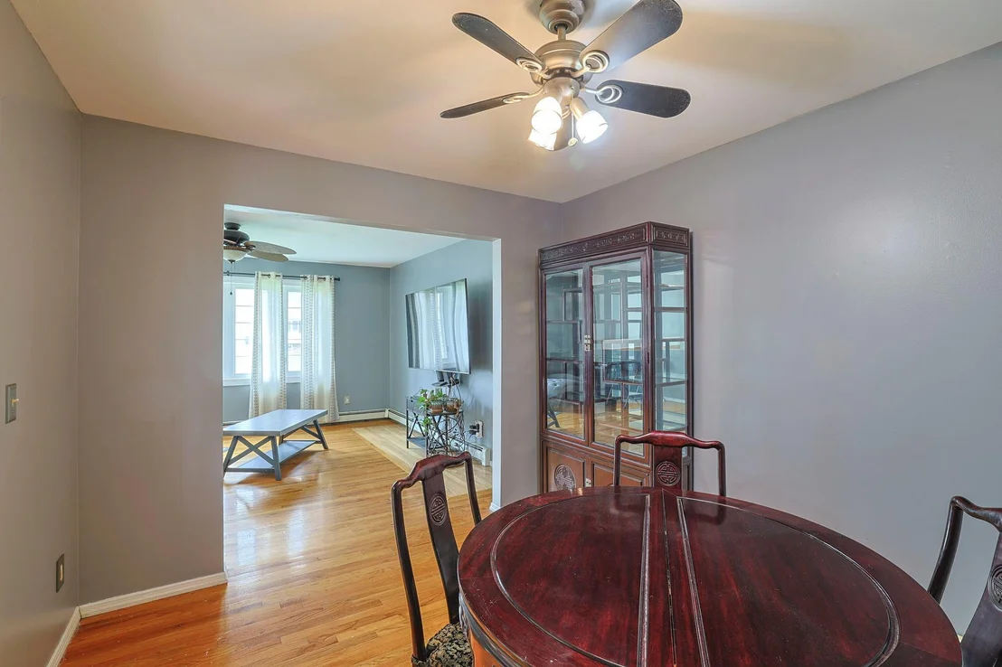 Photo of 34 Roger Avenue