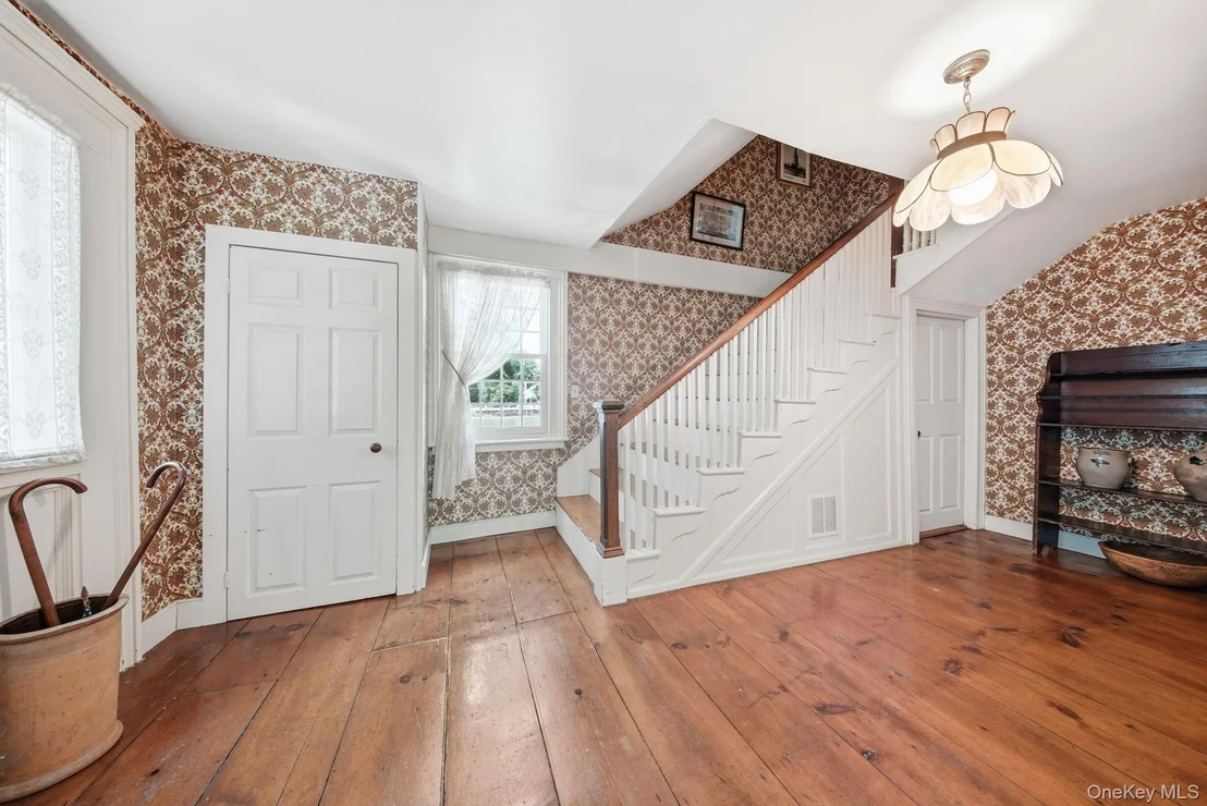Photo of 4 Plains Road