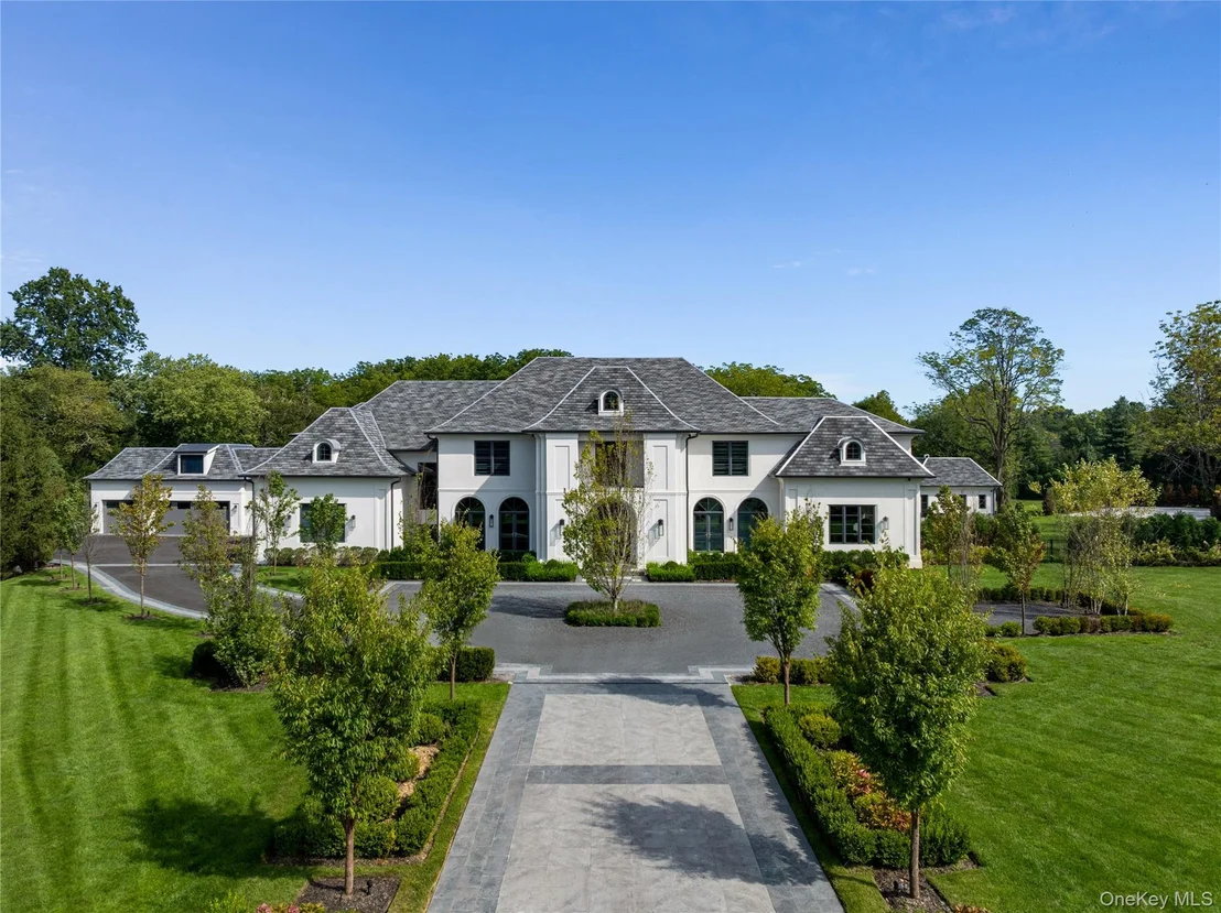 Photo of 18 Evergreen Way