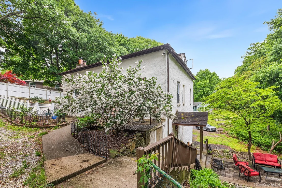 Photo of 11 Forest Place