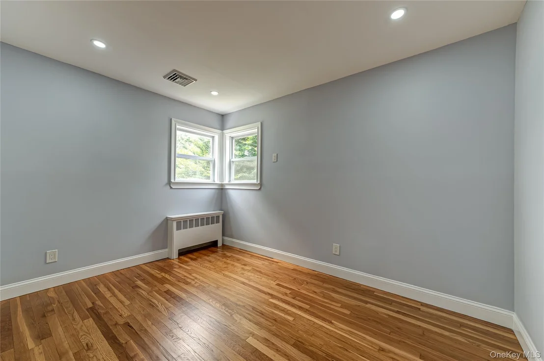 Photo of 696 Peter Paul Drive