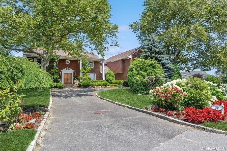 Photo of 30 Thixton Drive