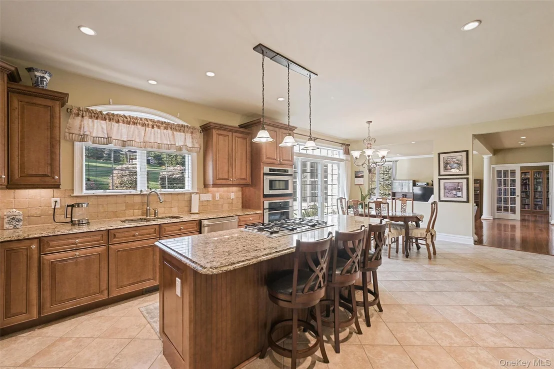 Photo of 42 Deangelis Drive