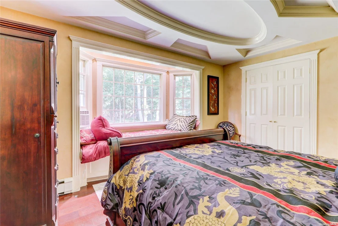 Photo of 205 Washington Drive