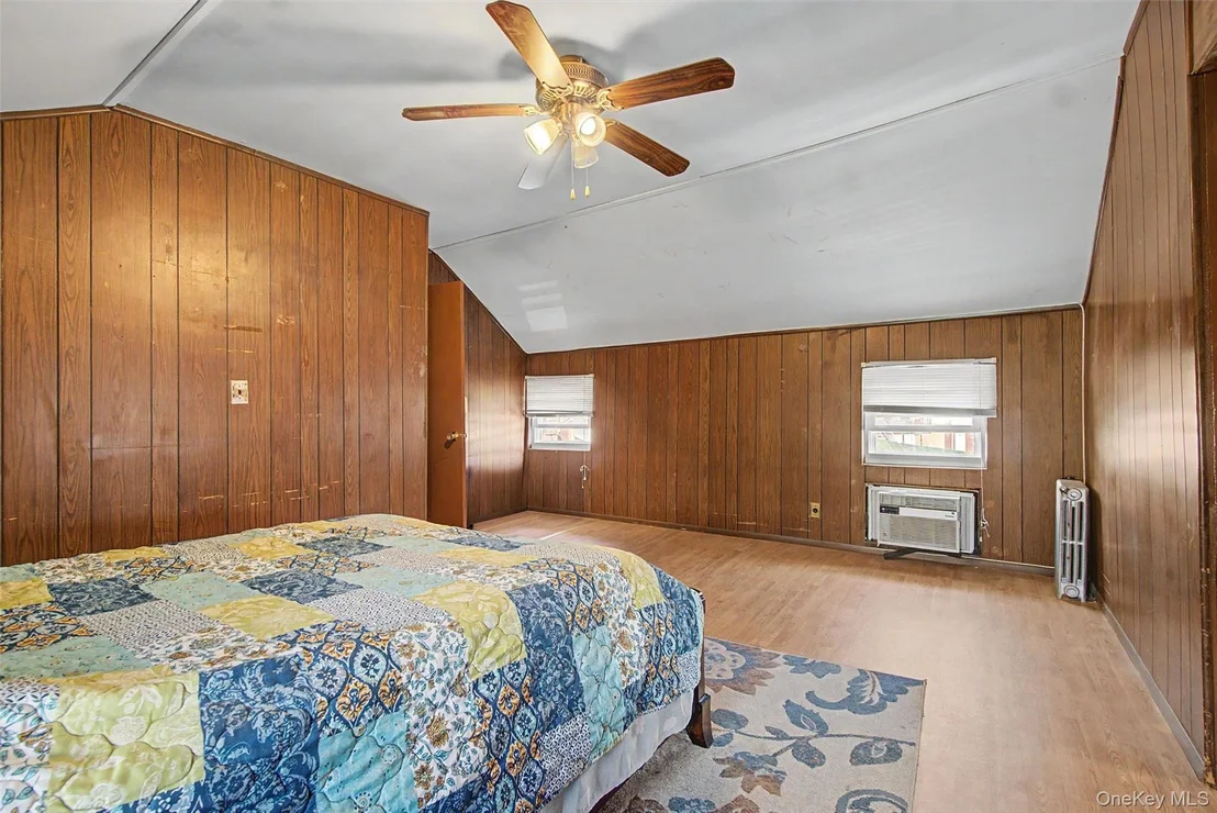 Photo of 1608 Merry Avenue