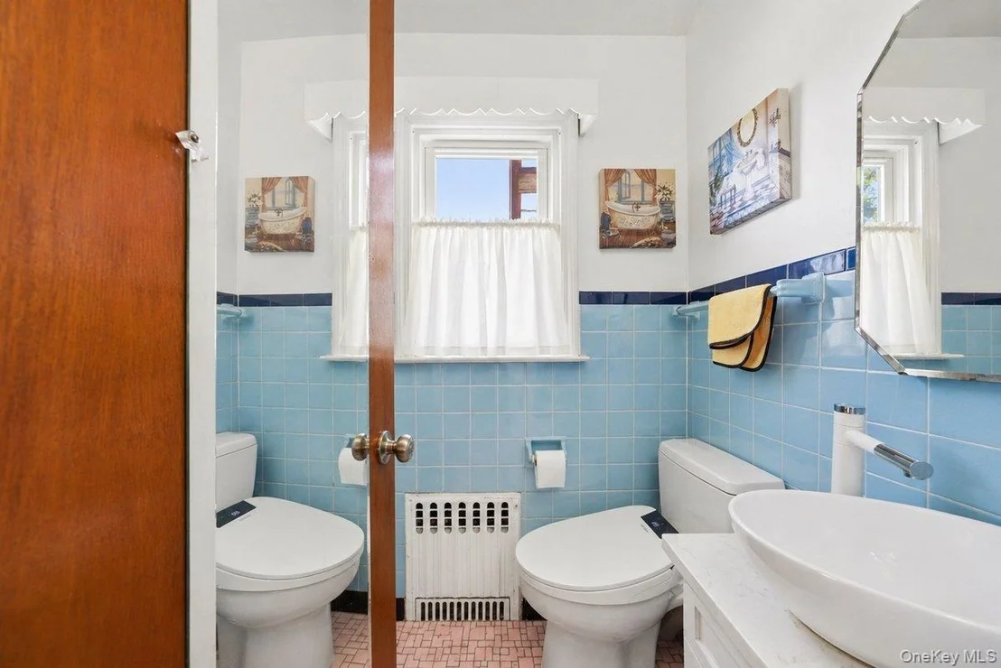 Photo of 7 Byron Avenue