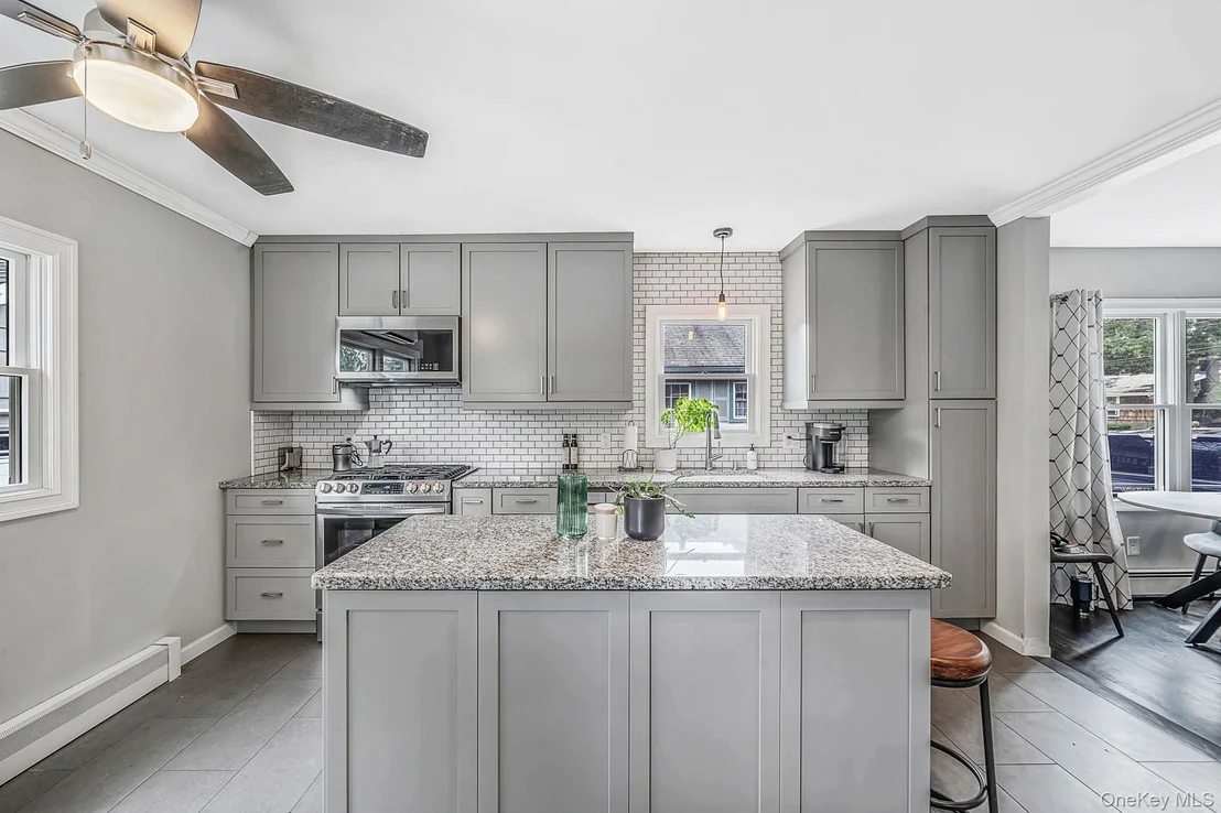 Photo of 101 Highland Avenue
