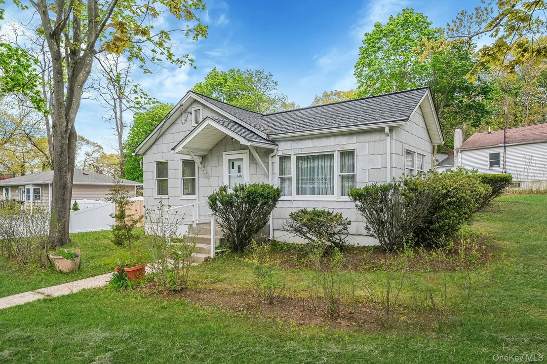 Photo of 145 Locust Drive