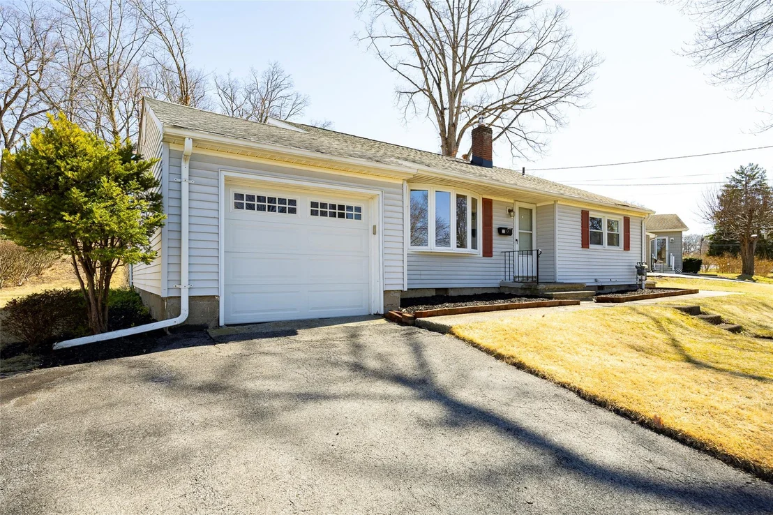 Photo of 32 Liss Road