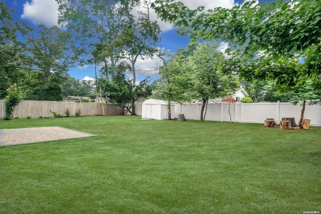 Photo of 11 Redleaf Lane