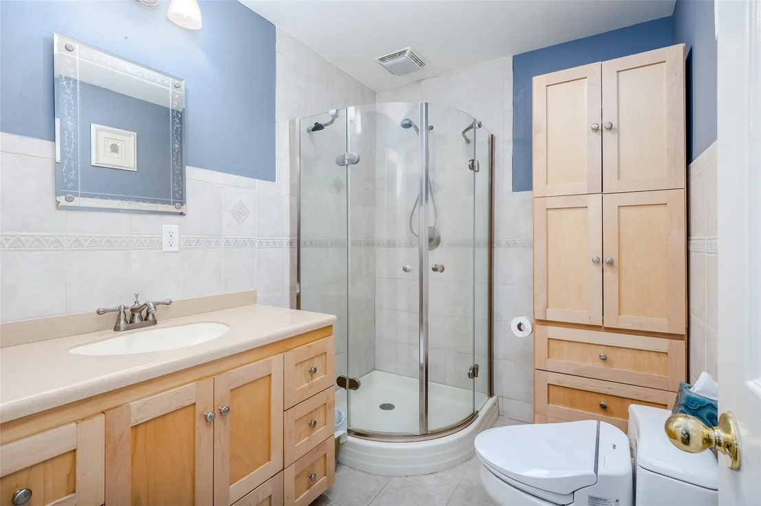 Photo of 3423 Westminster Road