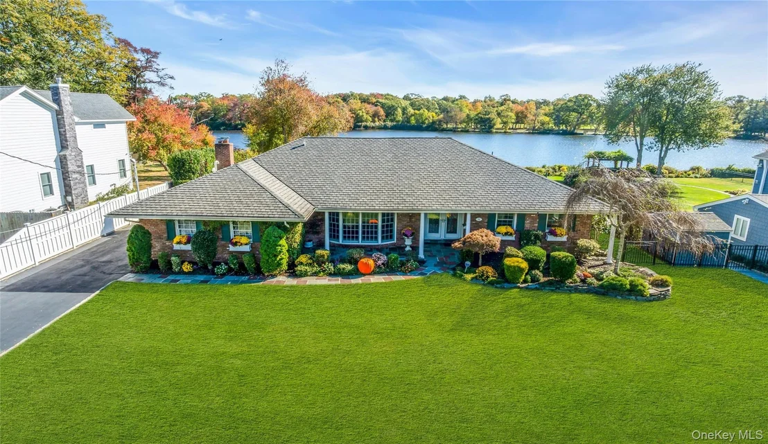 Photo of 11 Cranberry Drive