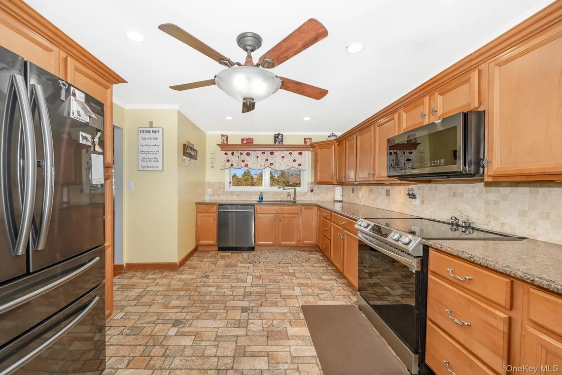 Photo of 3 Aron Street