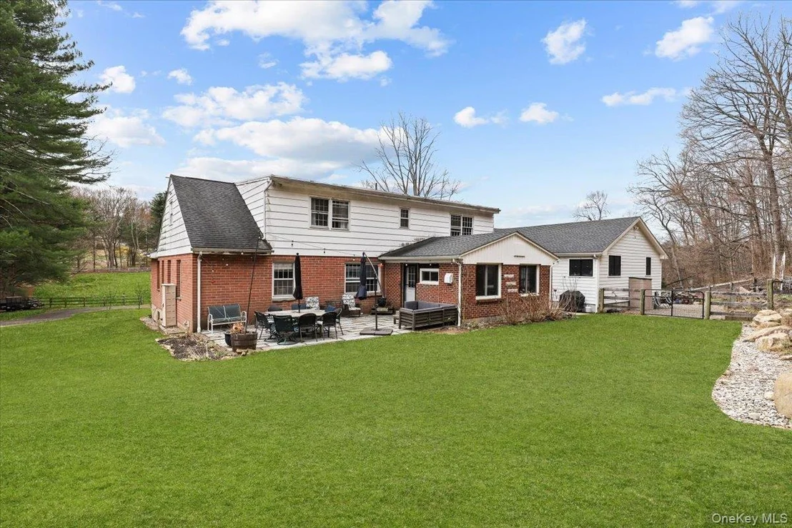 Photo of 6 Annarock Drive