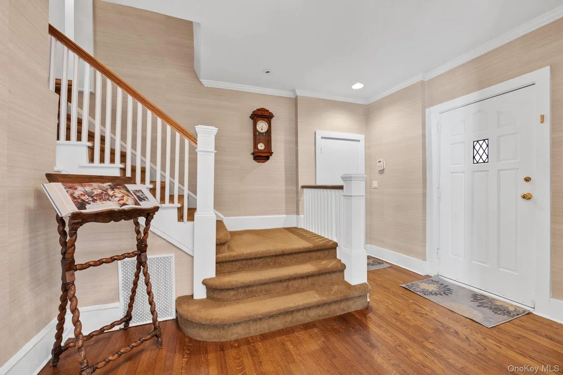 Photo of 10 Clover Drive