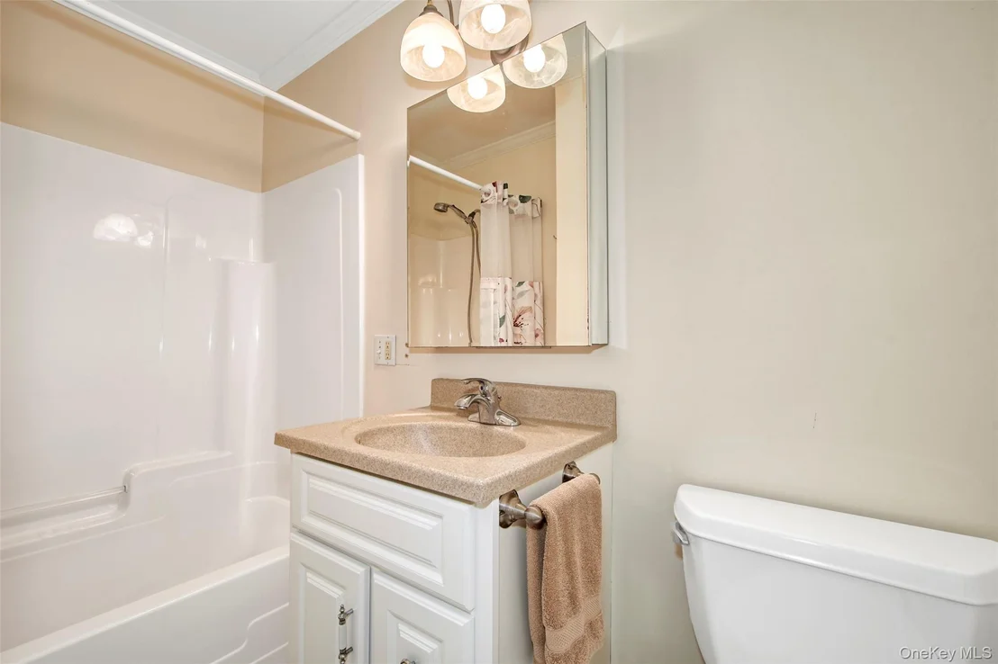 Photo of 121 Parkview Place