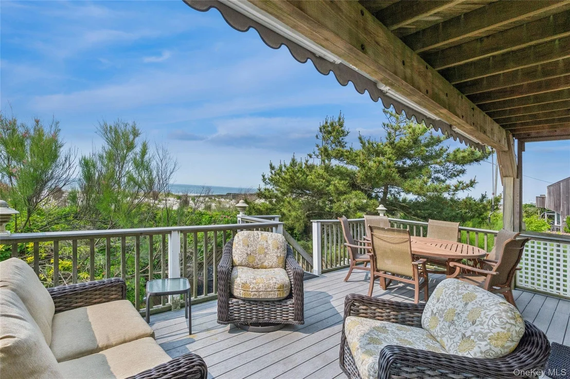 Photo of 931 Oceanfront Street