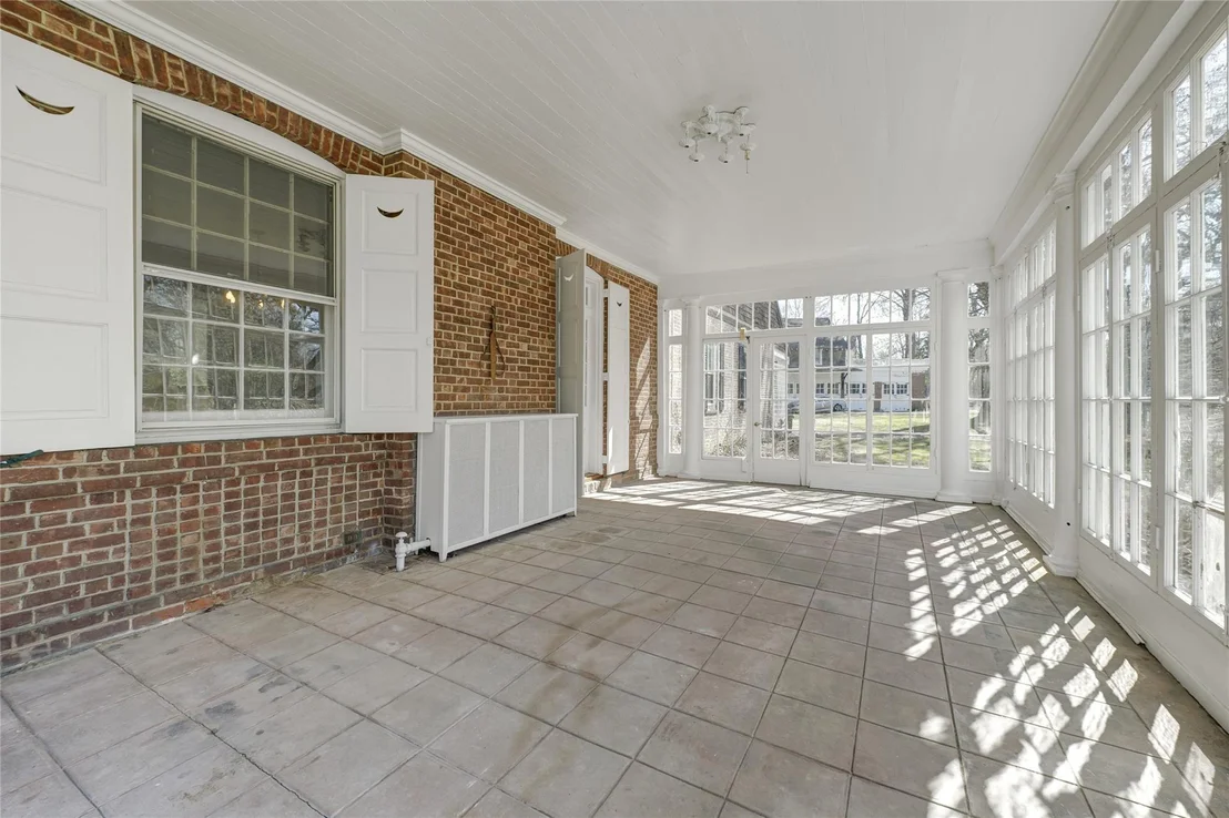 Photo of 44 North Drive