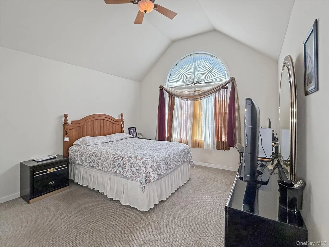 Photo of 43 Regency Drive