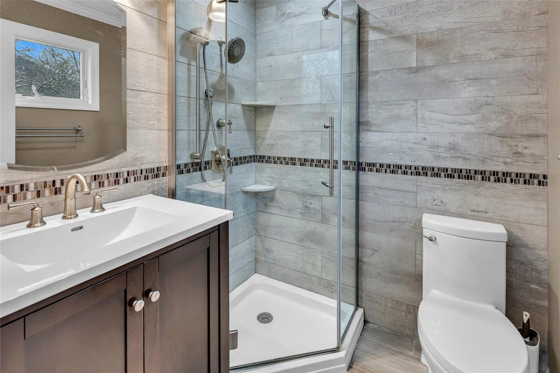 Photo of 63 Bayview Avenue
